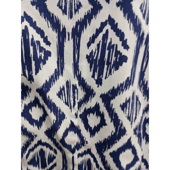 Chicos Womens No Iron Shirt  Medium Blue White Preppy Long Sleeve Button Up - Picture 3 of 9